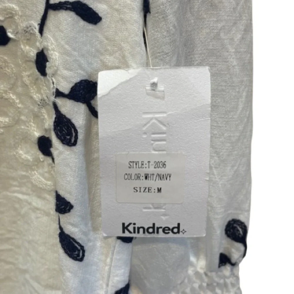 NWT Anthropologie Kindred White Blouse with Navy Floral Embroidery Size M